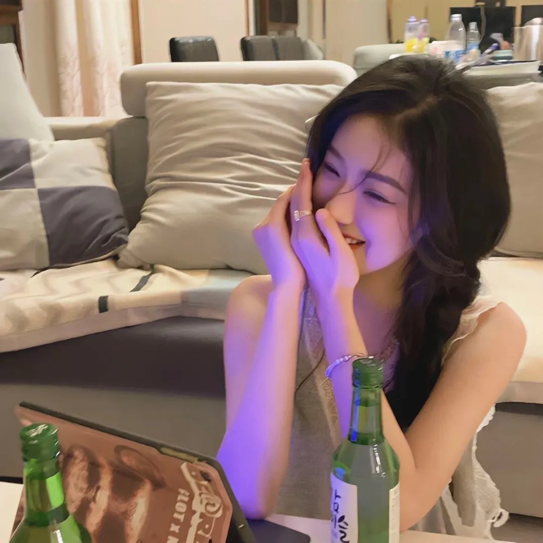 圈内老戏骨恋情细节流出，后援会发声明，前后半年引热议